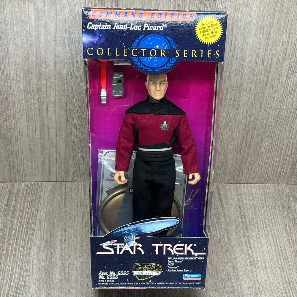Star Trek Collector Series Capt. Jean-Luc Picard Command Edition-Playmates Toys